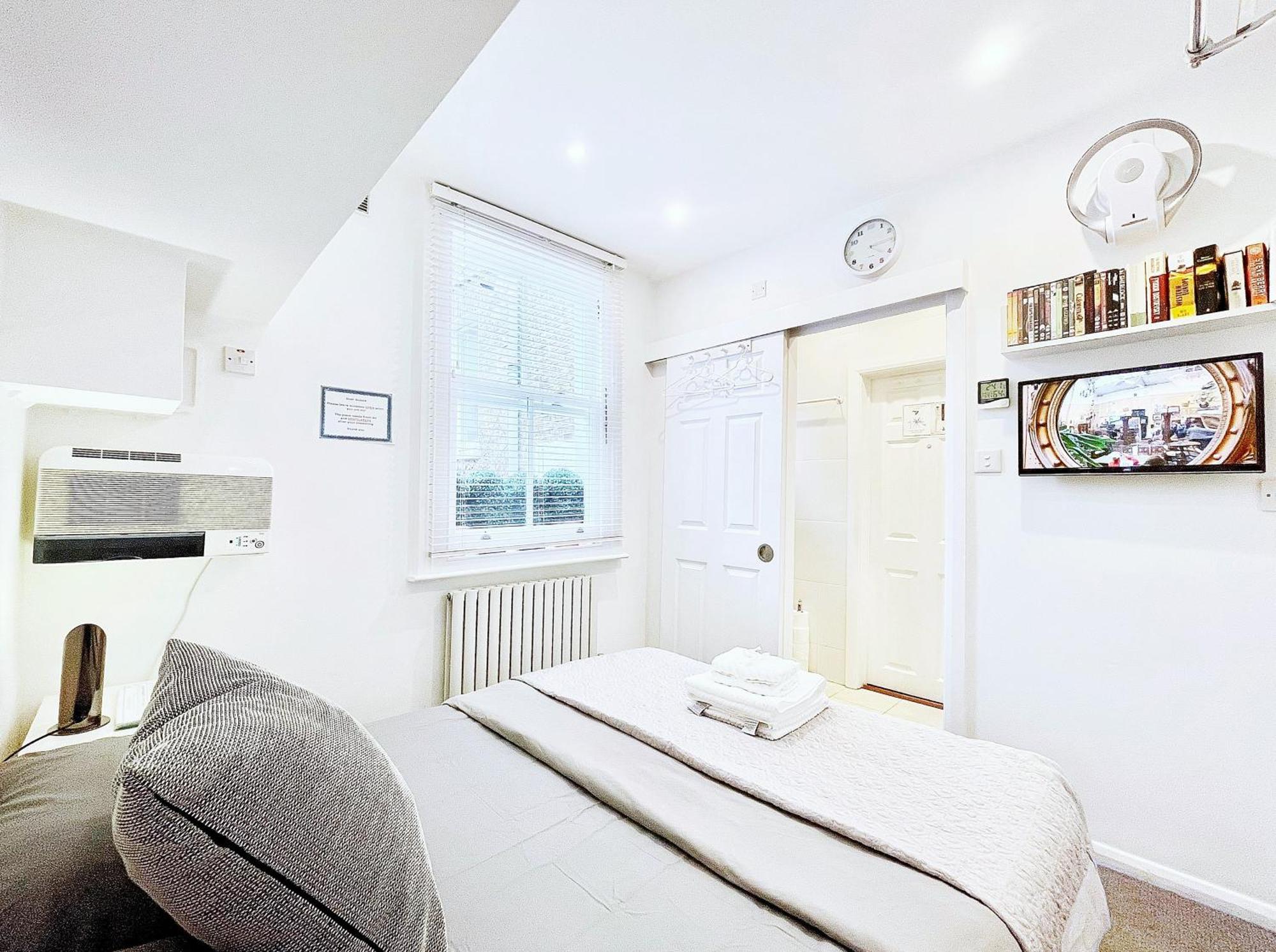 Eden Luxury Apartments Londra Camera foto